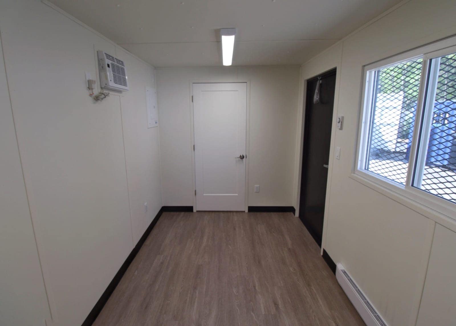 20&prime; Site office + Washroom - Container Services Pty Ltd