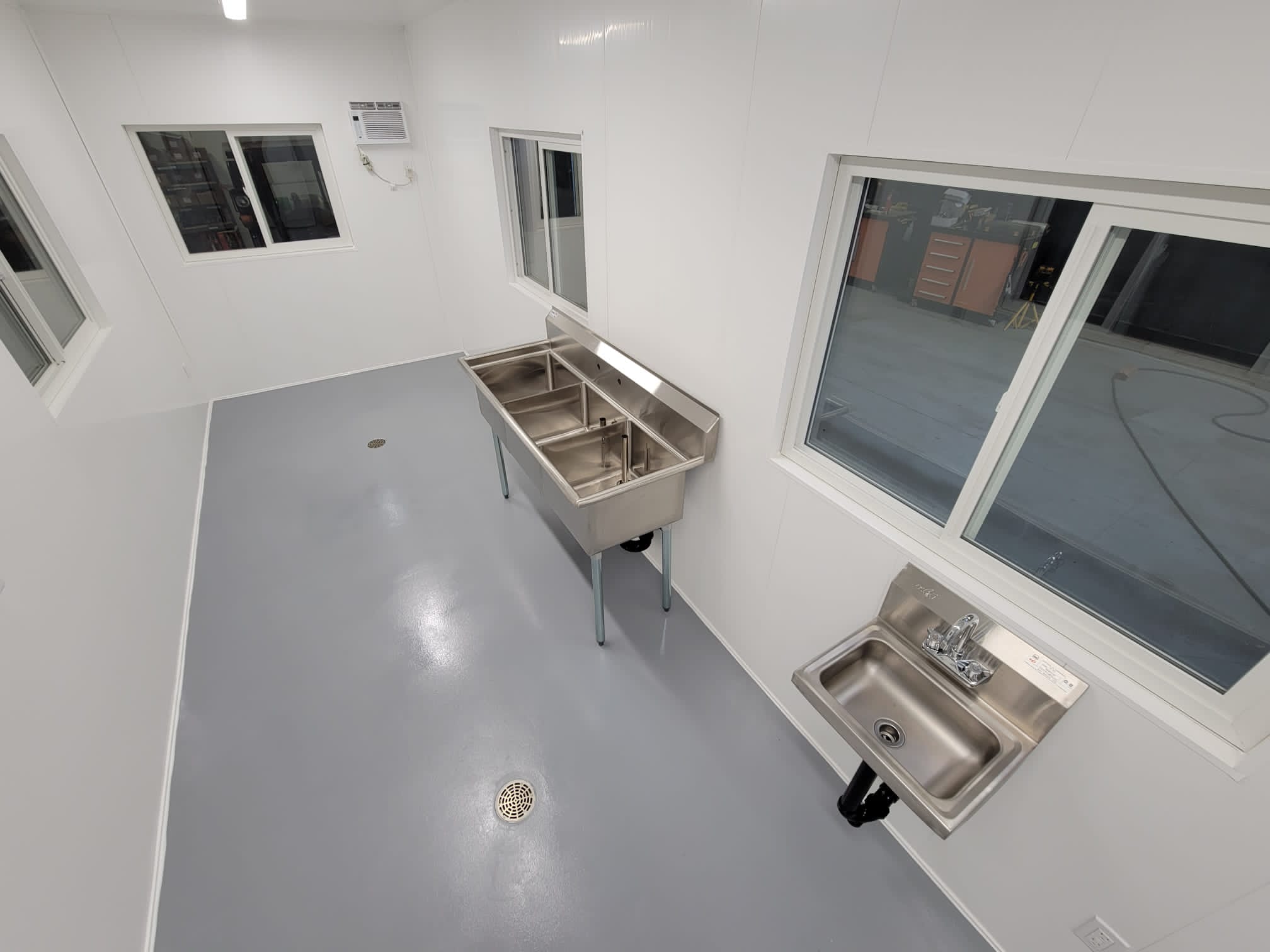 Food Processing Unit With Walk in Cooler - Container Services Pty Ltd